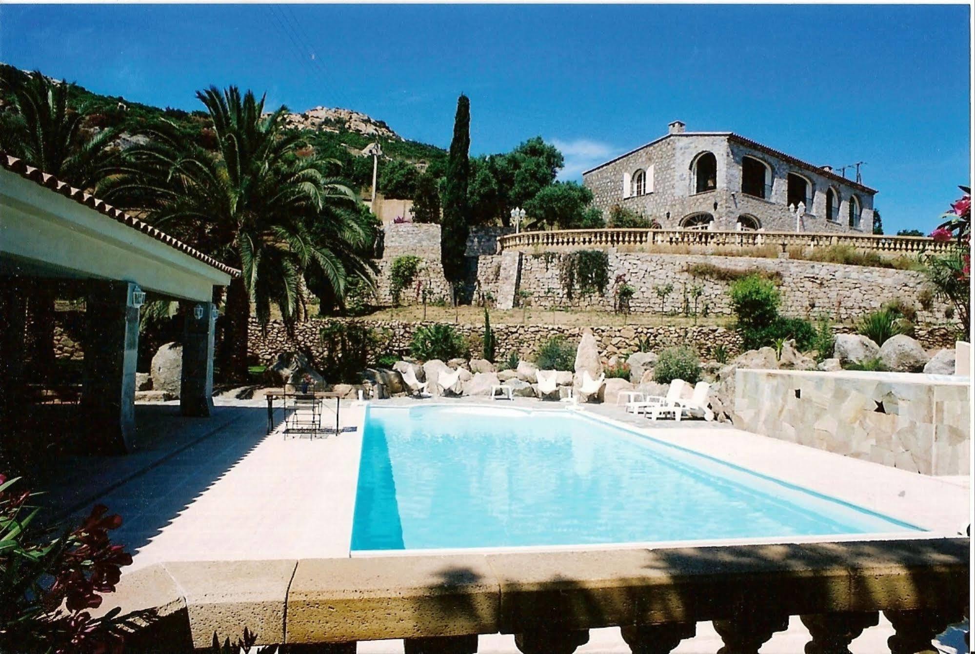 Bed and Breakfast The Manor Calvi  Exterior foto